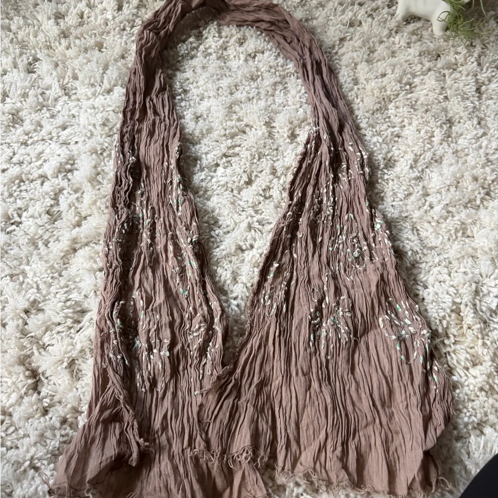 Chic Brown Scarf with embroidery floral vintage like Accents